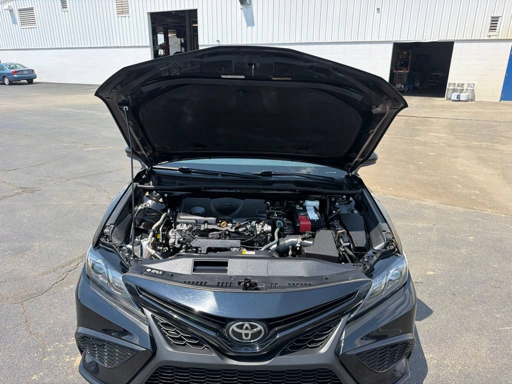 Used 2021 Toyota Camry SE FWD image 36