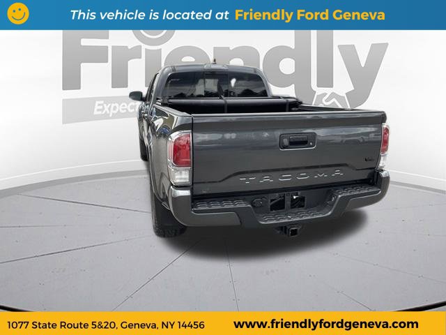 Used 2022 Toyota Tacoma TRD Sport AWD/4WD image 8