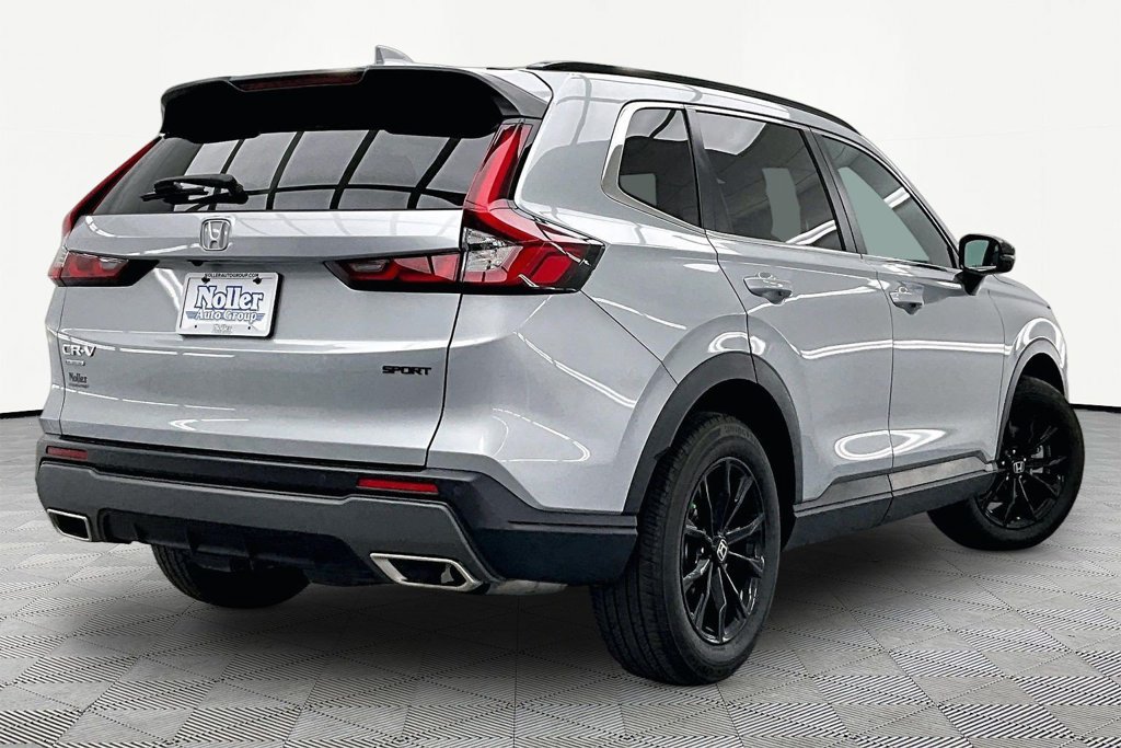 Used 2025 Honda CR-V Sport-L image 2