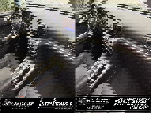 Certified 2022 Ford Explorer XLT w/ Equipment Group 202A image 25