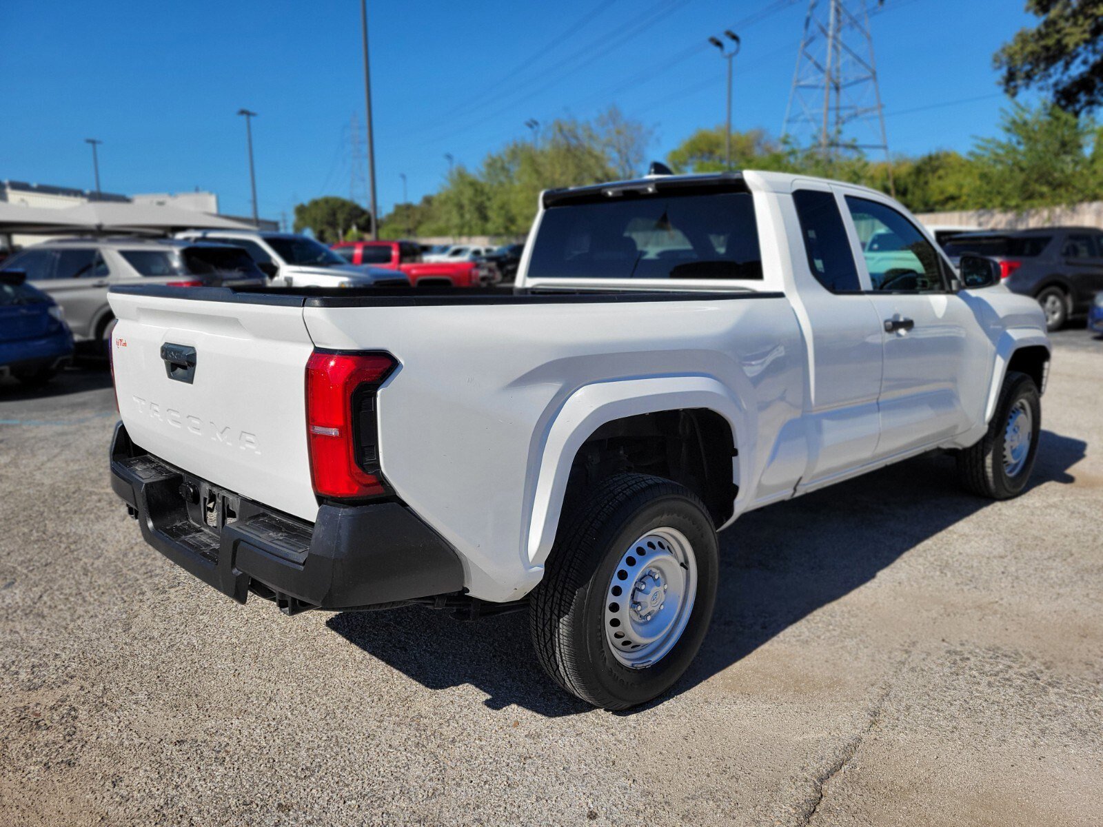 Used 2024 Toyota Tacoma SR image 4