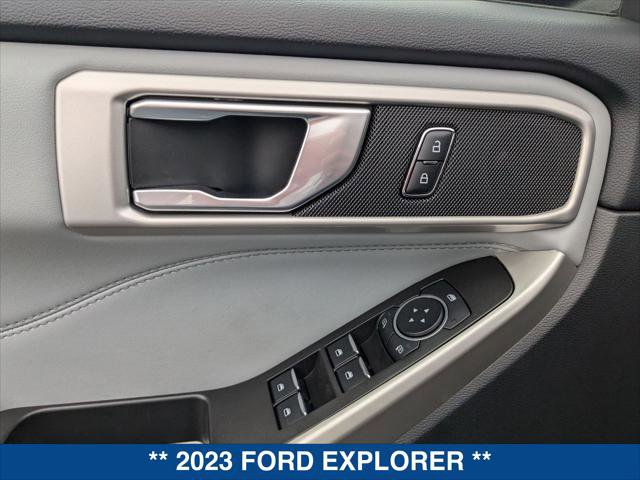 Certified 2023 Ford Explorer XLT w/ Equipment Group 202A RWD image 11