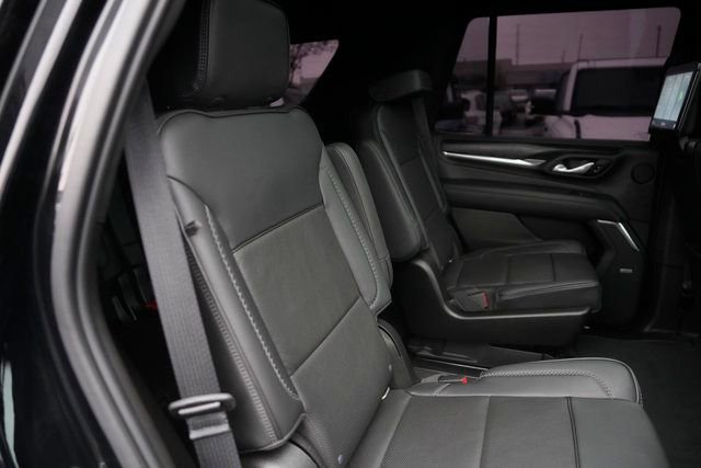 Used 2021 GMC Yukon Denali w/ Denali Premium Package image 19
