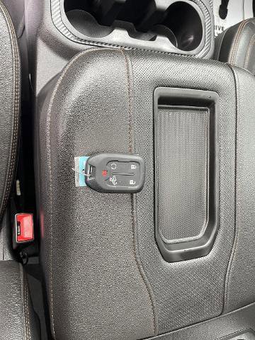 Used 2019 GMC Sierra 1500 AT4 w/ Off Road Performance Package image 40