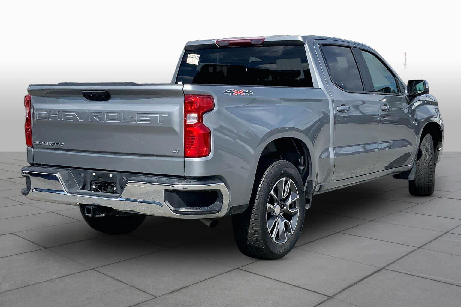 Used 2023 Chevrolet Silverado 1500 LT AWD/4WD image 11