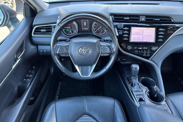 Used 2018 Toyota Camry SE image 5