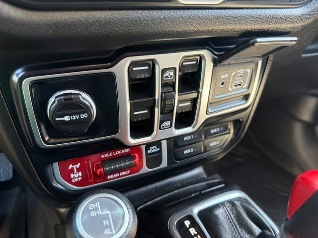 Used 2024 Jeep Wrangler Willys AWD/4WD image 37