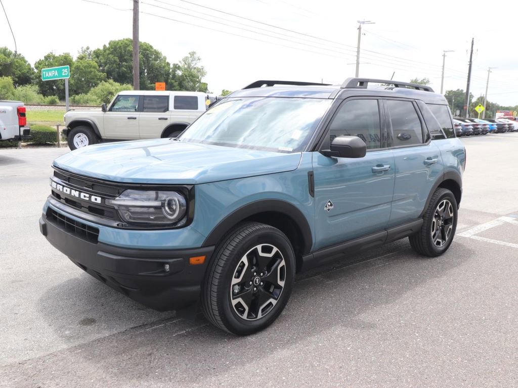 Certified 2023 Ford Bronco Sport Outer Banks AWD/4WD image 5