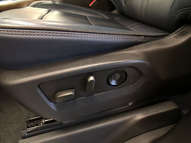 Used 2024 Chevrolet Silverado 1500 High Country w/ Technology Package image 11