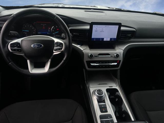 Certified 2023 Ford Explorer XLT RWD image 14
