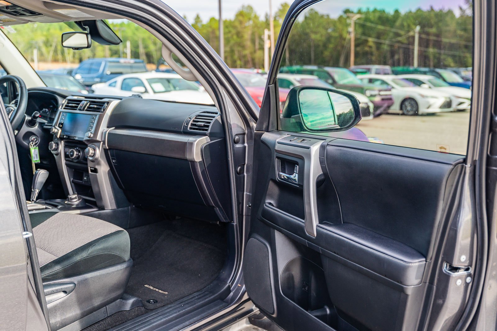 Used 2020 Toyota 4Runner SR5 image 13