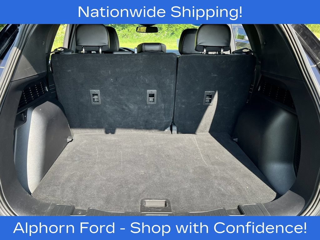 Certified 2024 Ford Escape Platinum AWD/4WD image 33