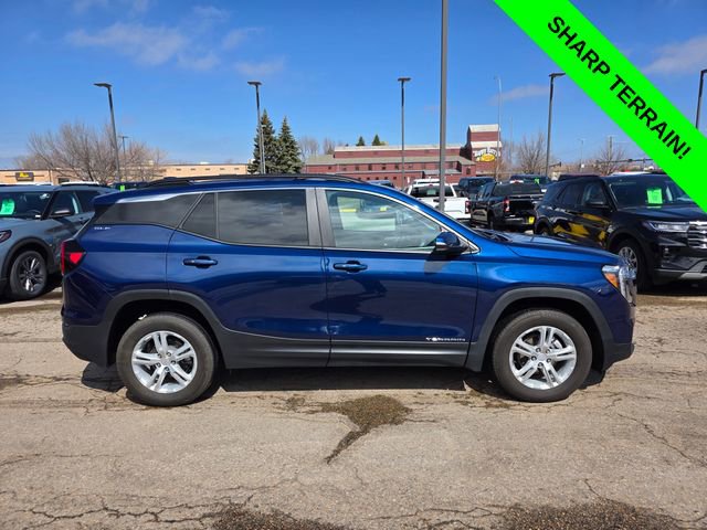 Used 2023 GMC Terrain SLE w/ Driver Convenience Package AWD/4WD image 8