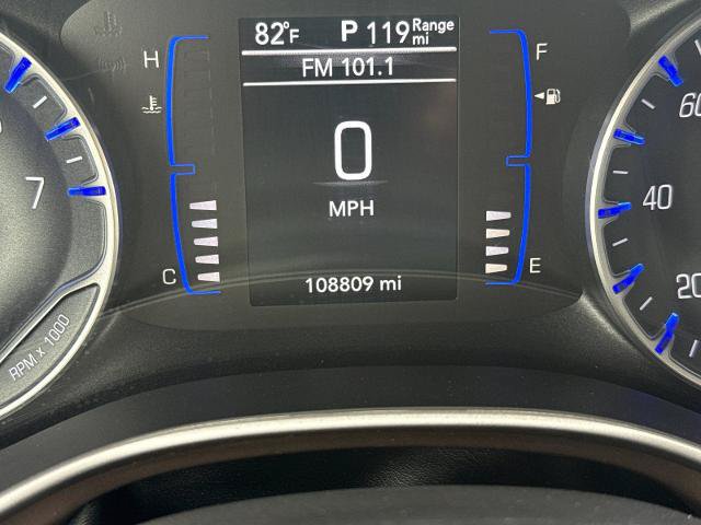 Used 2020 Chrysler Voyager Lxi FWD image 27