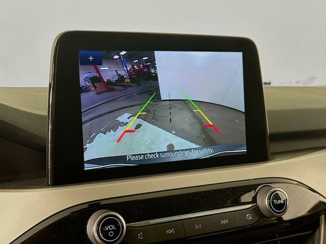 Certified 2022 Ford Escape SE w/ Cold Weather Package image 13