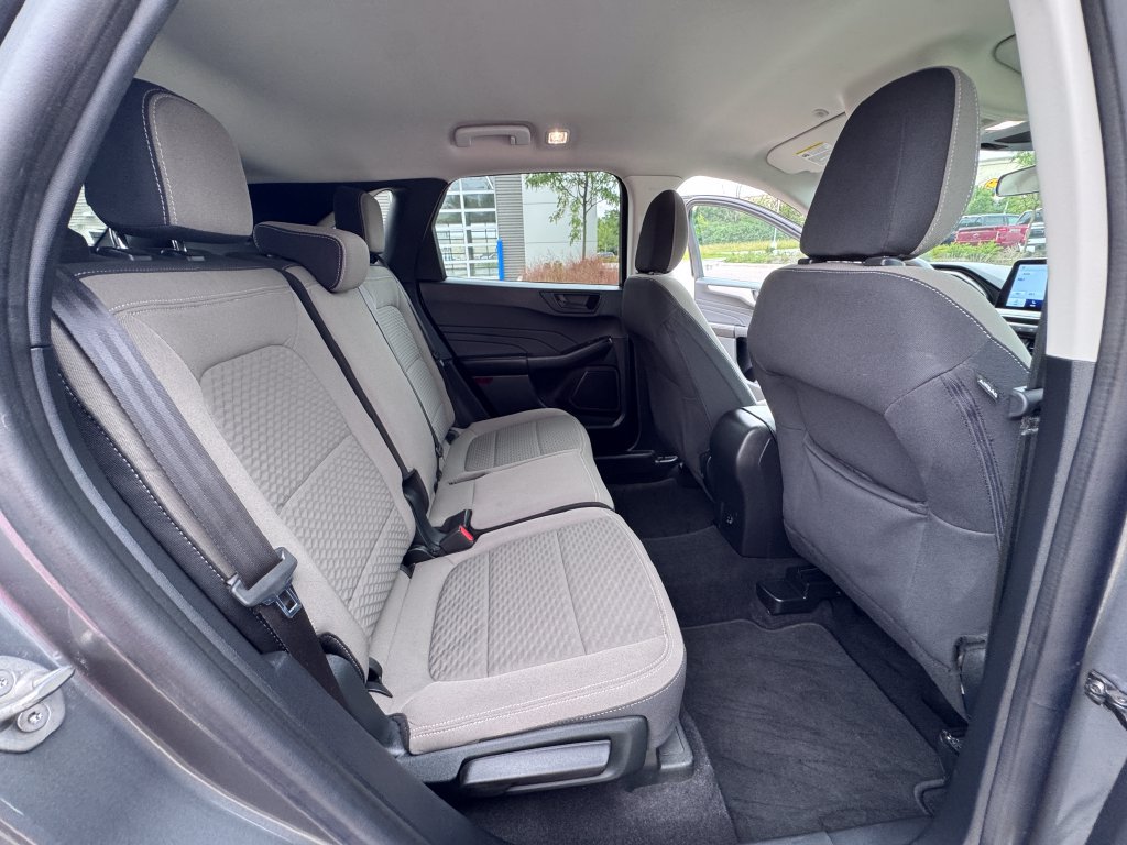 Certified 2022 Ford Escape SE AWD/4WD image 24