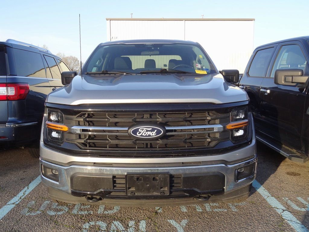 Certified 2025 Ford F150 XLT w/ Equipment Group 301A Standard image 5