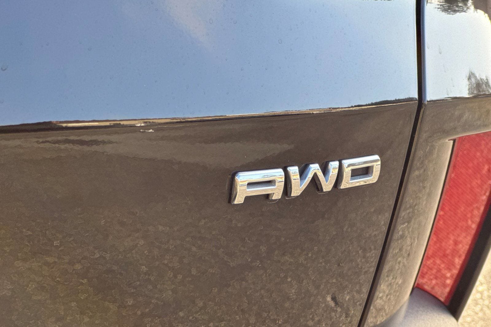Certified 2025 Ford Escape ST-Line Select AWD/4WD image 32