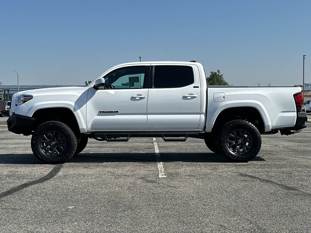 Used 2023 Toyota Tacoma SR5 RWD image 6