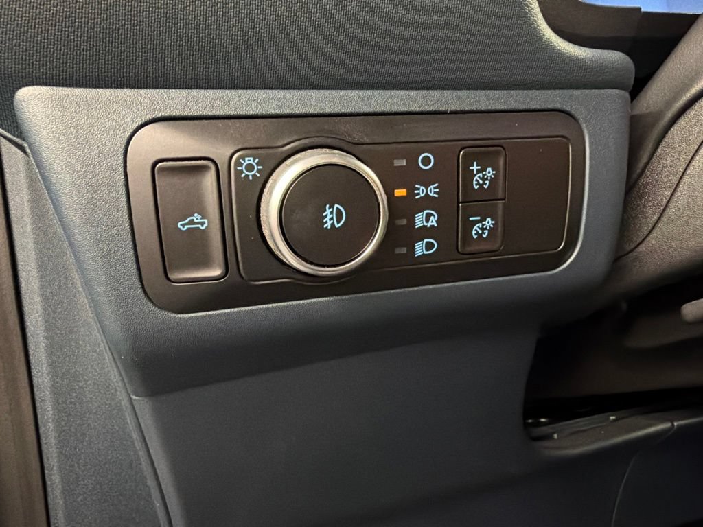 Certified 2025 Ford Maverick Lobo AWD/4WD image 23