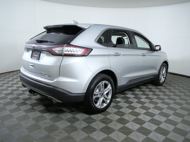 Certified 2018 Ford Edge Titanium w/ Equipment Group 301A AWD/4WD image 6