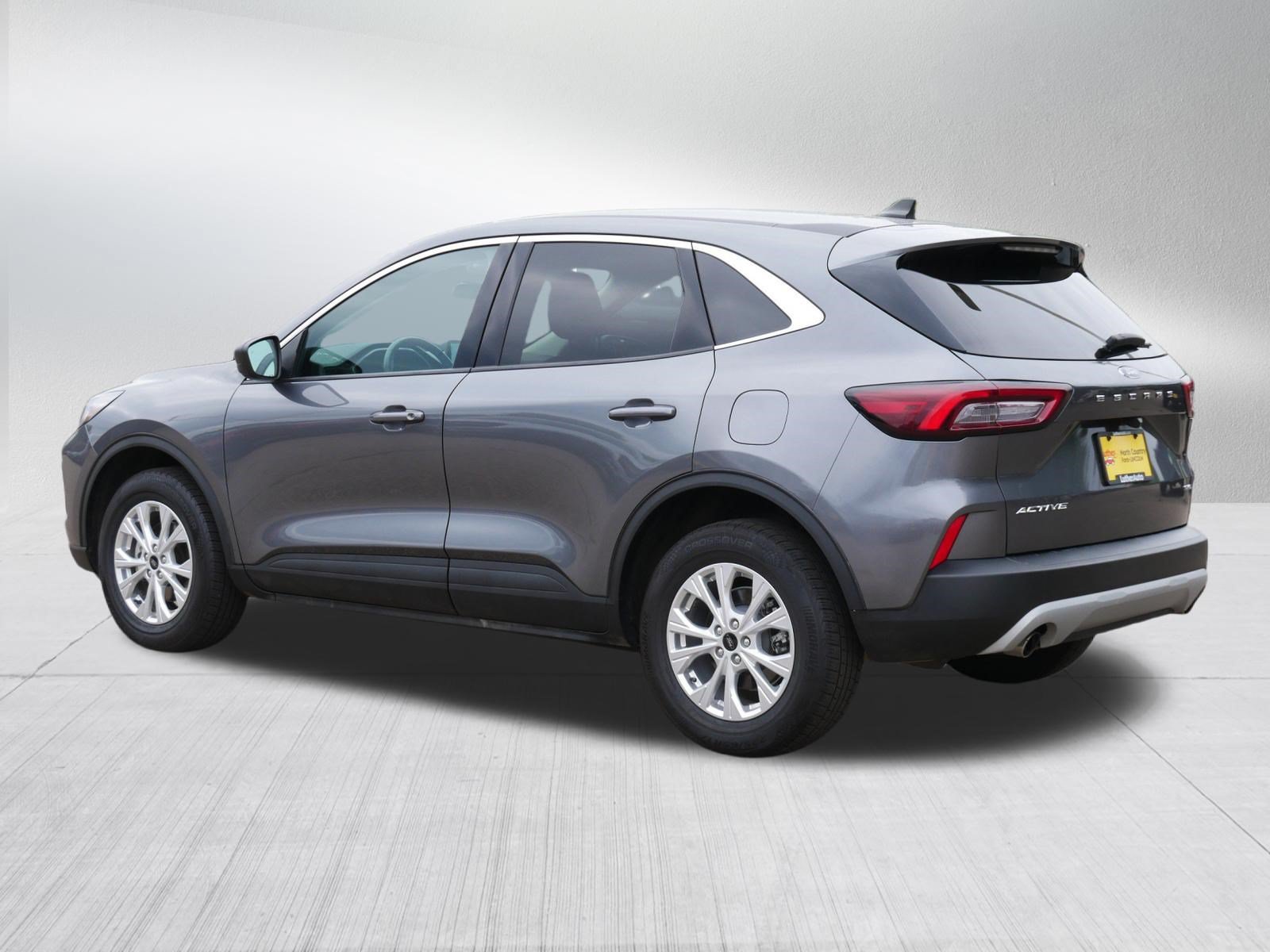 Certified 2024 Ford Escape Active AWD/4WD image 5