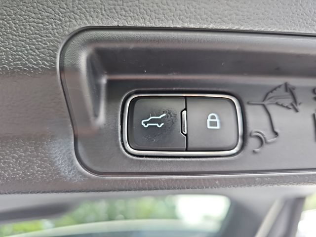 Certified 2023 Ford Explorer XLT w/ Equipment Group 202A AWD/4WD image 16