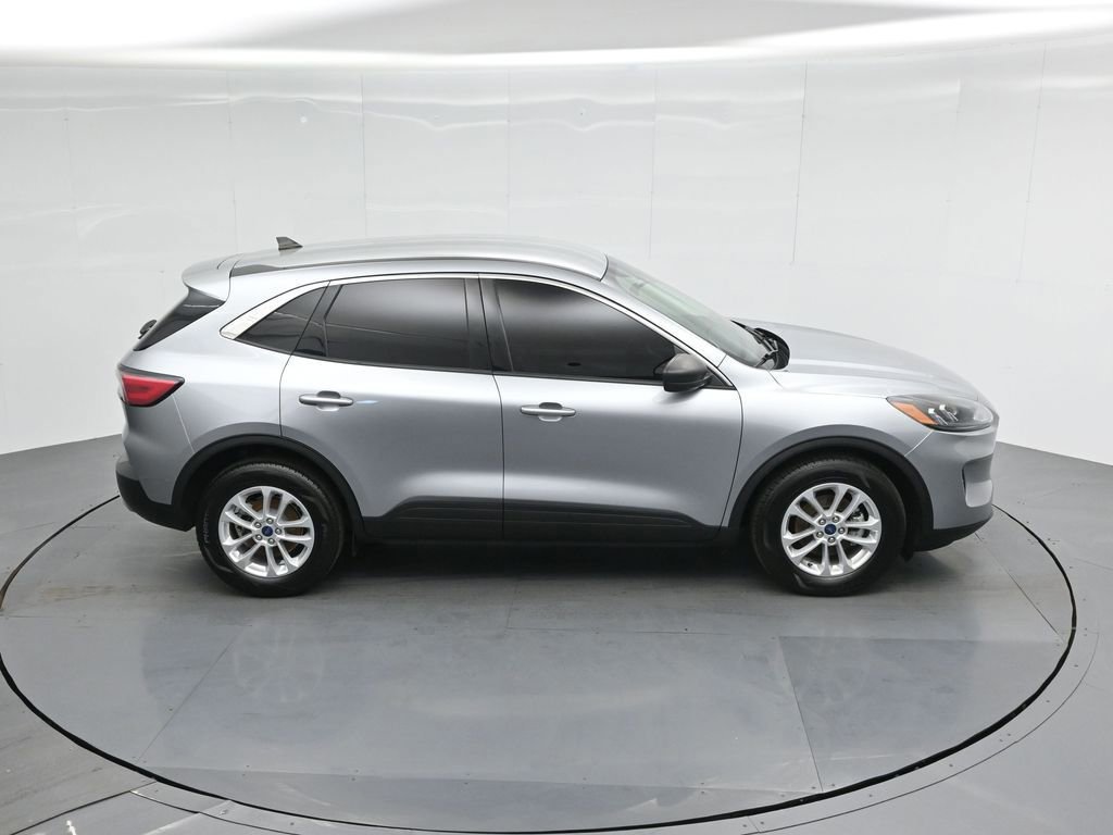Certified 2022 Ford Escape SE image 8