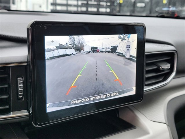 Certified 2022 Ford Explorer XLT w/ Equipment Group 202A image 23