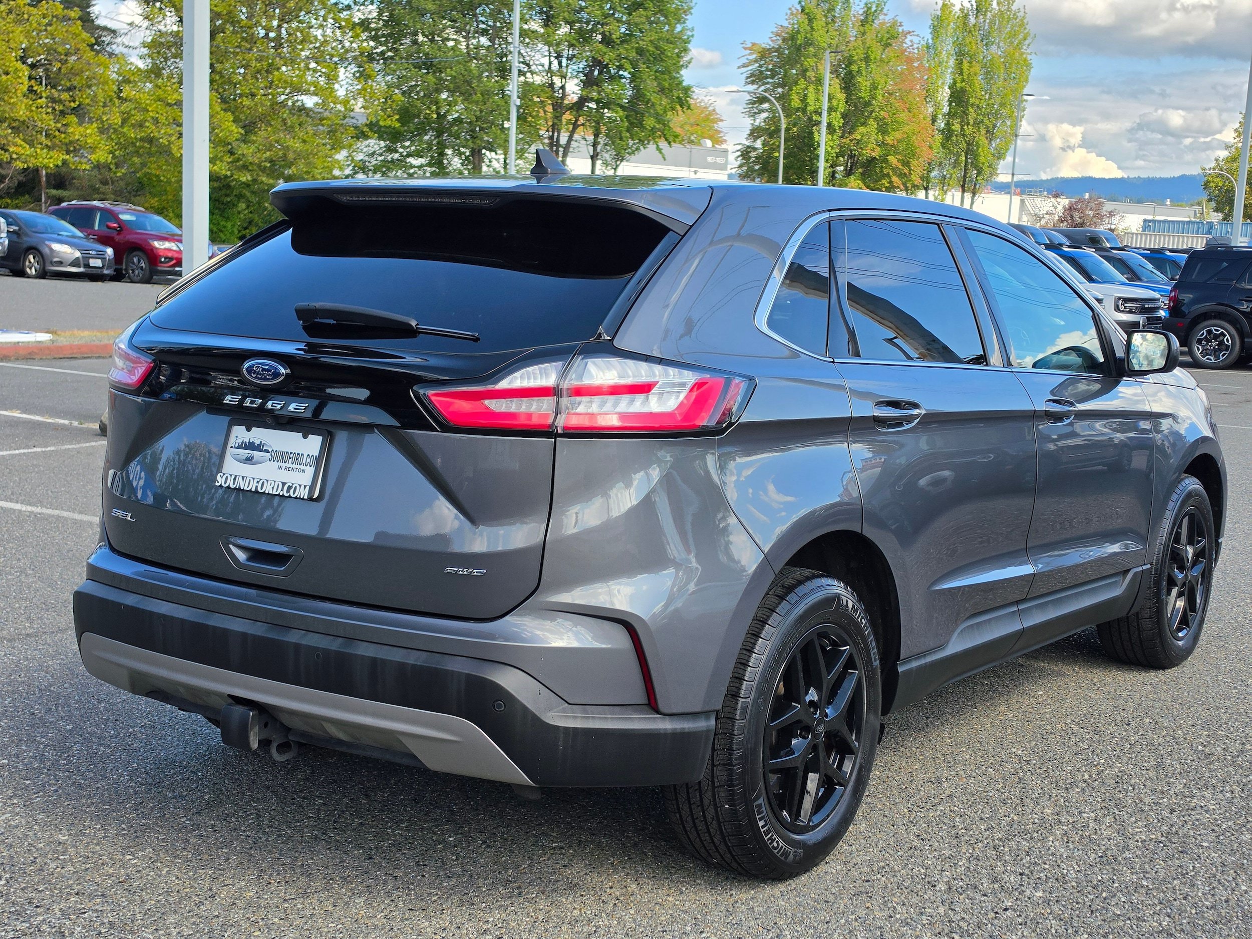 Certified 2023 Ford Edge SEL w/ Convenience Package AWD/4WD image 5
