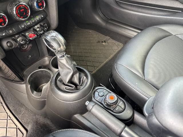Used 2019 MINI Cooper 2-Door Hardtop FWD image 27