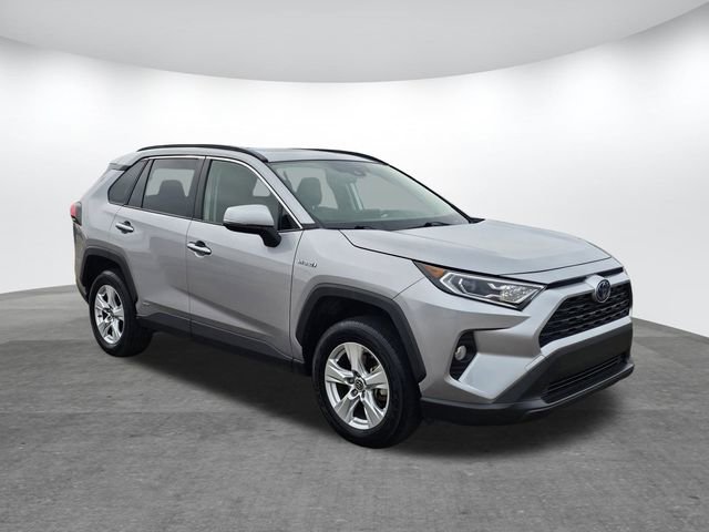 Used 2019 Toyota RAV4 XLE image 10