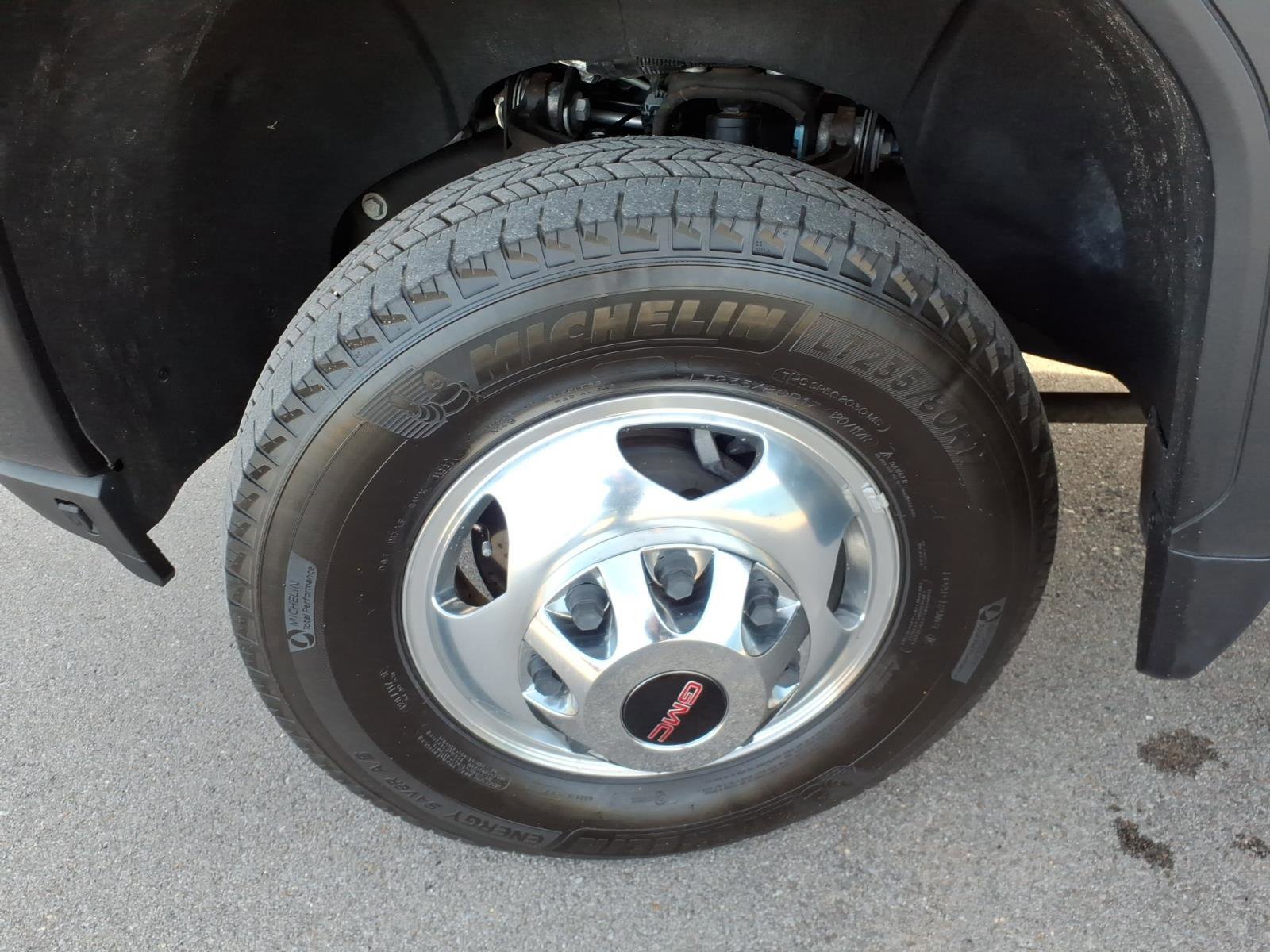 Used 2022 GMC Sierra 3500 Denali image 9