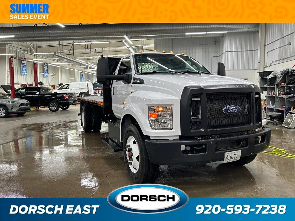 Certified 2022 Ford F750 2WD Regular Cab Super Duty image 4