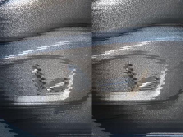 Certified 2024 Ford Edge Titanium image 30