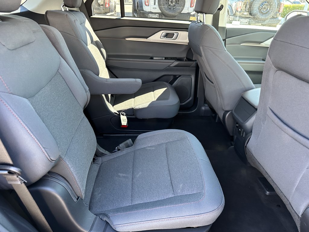 Certified 2026 Ford Explorer Active RWD image 19