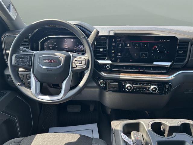 Used 2025 GMC Sierra 2500 SLE w/ SLE Value Package; AWD/4WD image 30