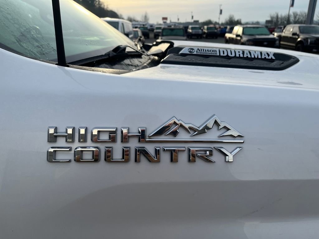 Used 2022 Chevrolet Silverado 3500 High Country image 7