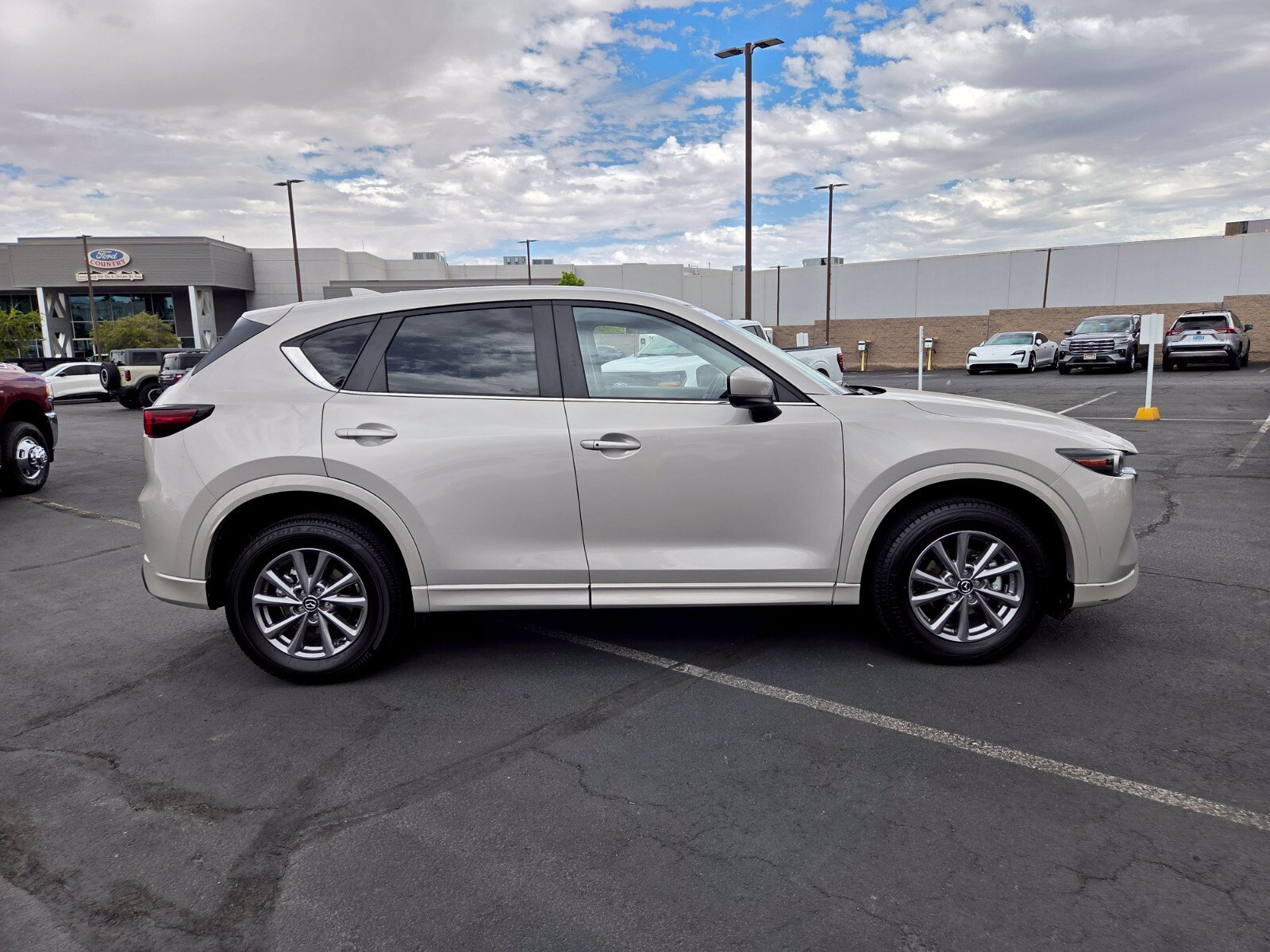 Used 2025 MAZDA CX-5 AWD 2.5 S w/ Preferred Package image 7