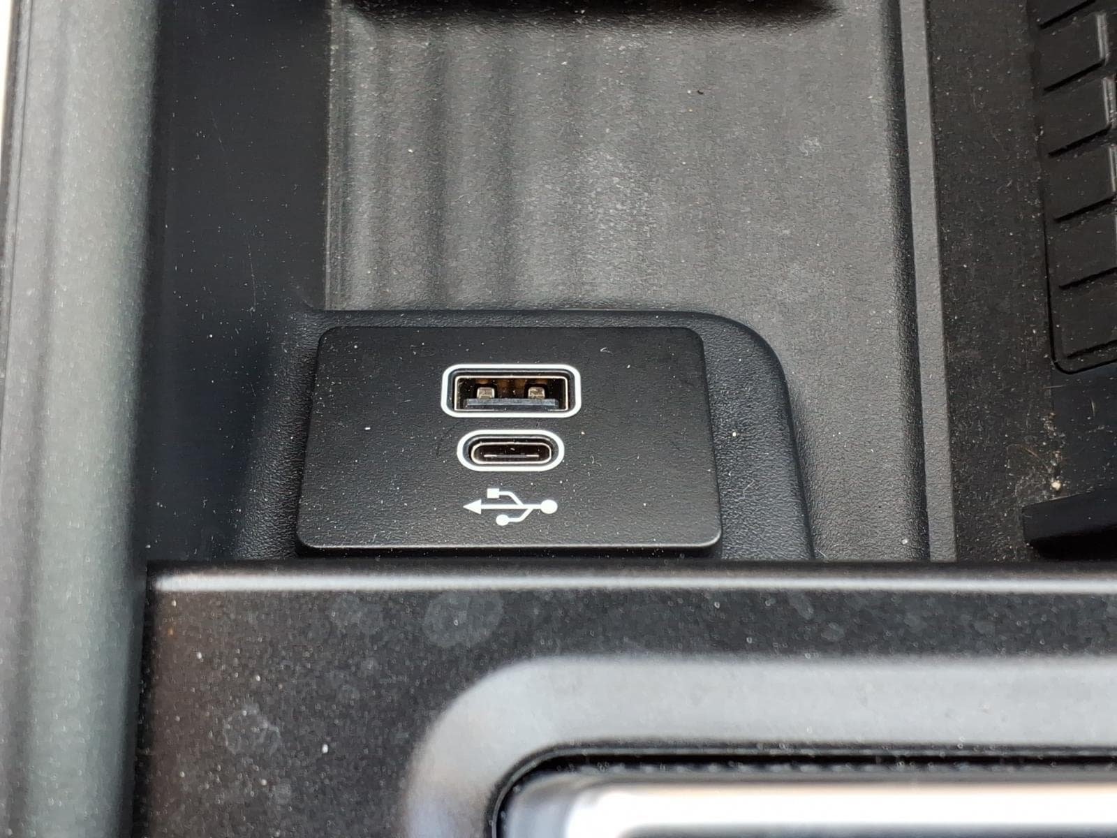 Certified 2025 Ford Expedition Max Active AWD/4WD image 24