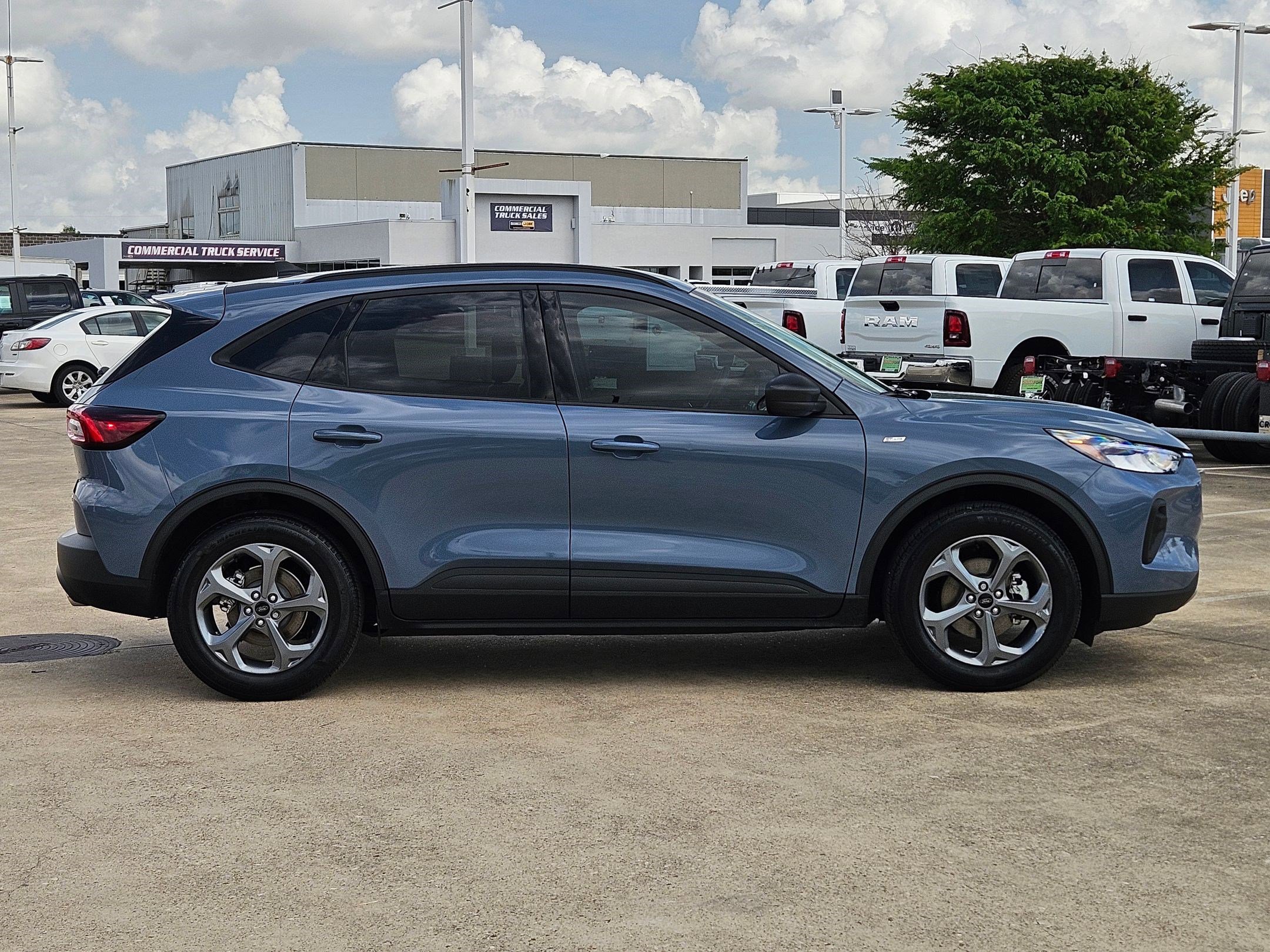 Certified 2025 Ford Escape ST-Line w/ Equipment Group 301A FWD image 2