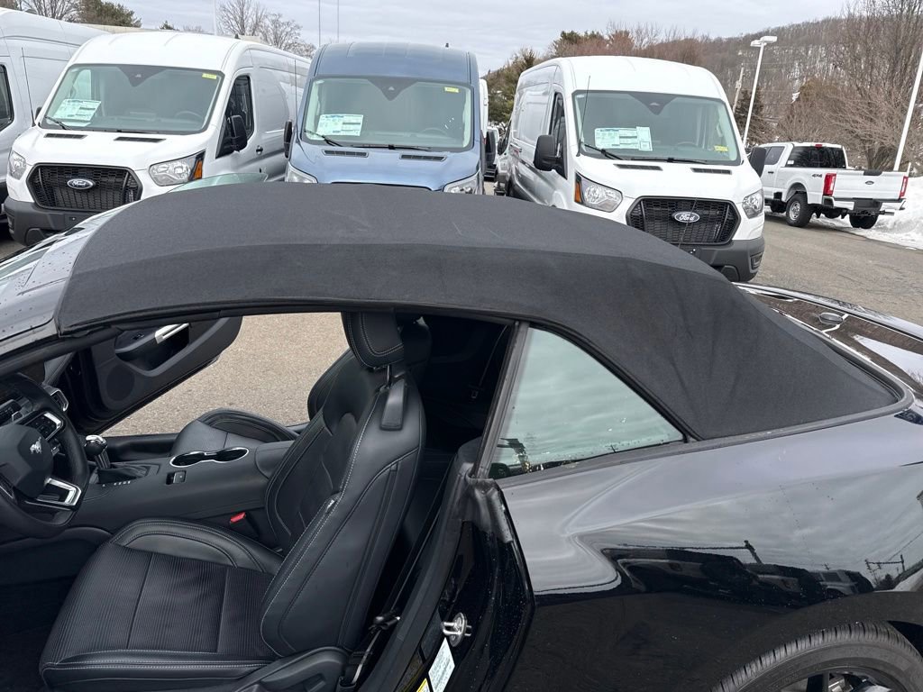 Certified 2025 Ford Mustang GT Premium image 30