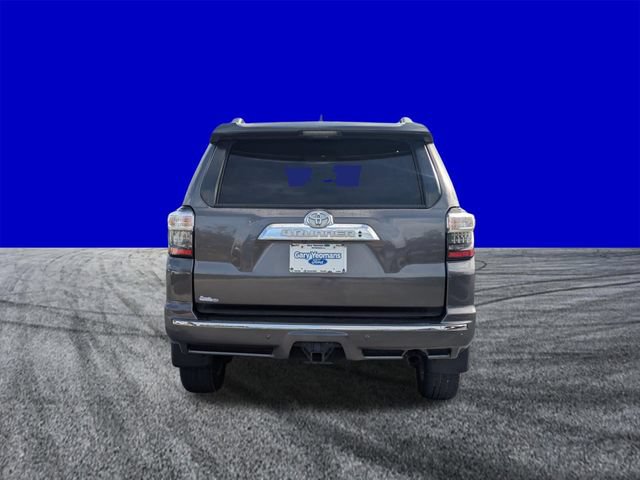 Used 2018 Toyota 4Runner Limited AWD/4WD image 5