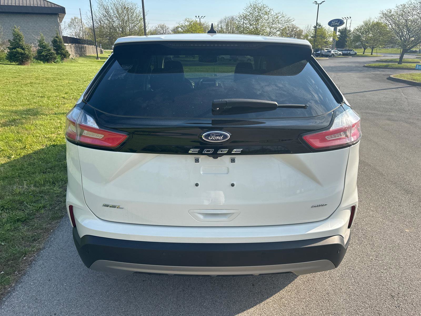 Certified 2023 Ford Edge SEL w/ Convenience Package image 4