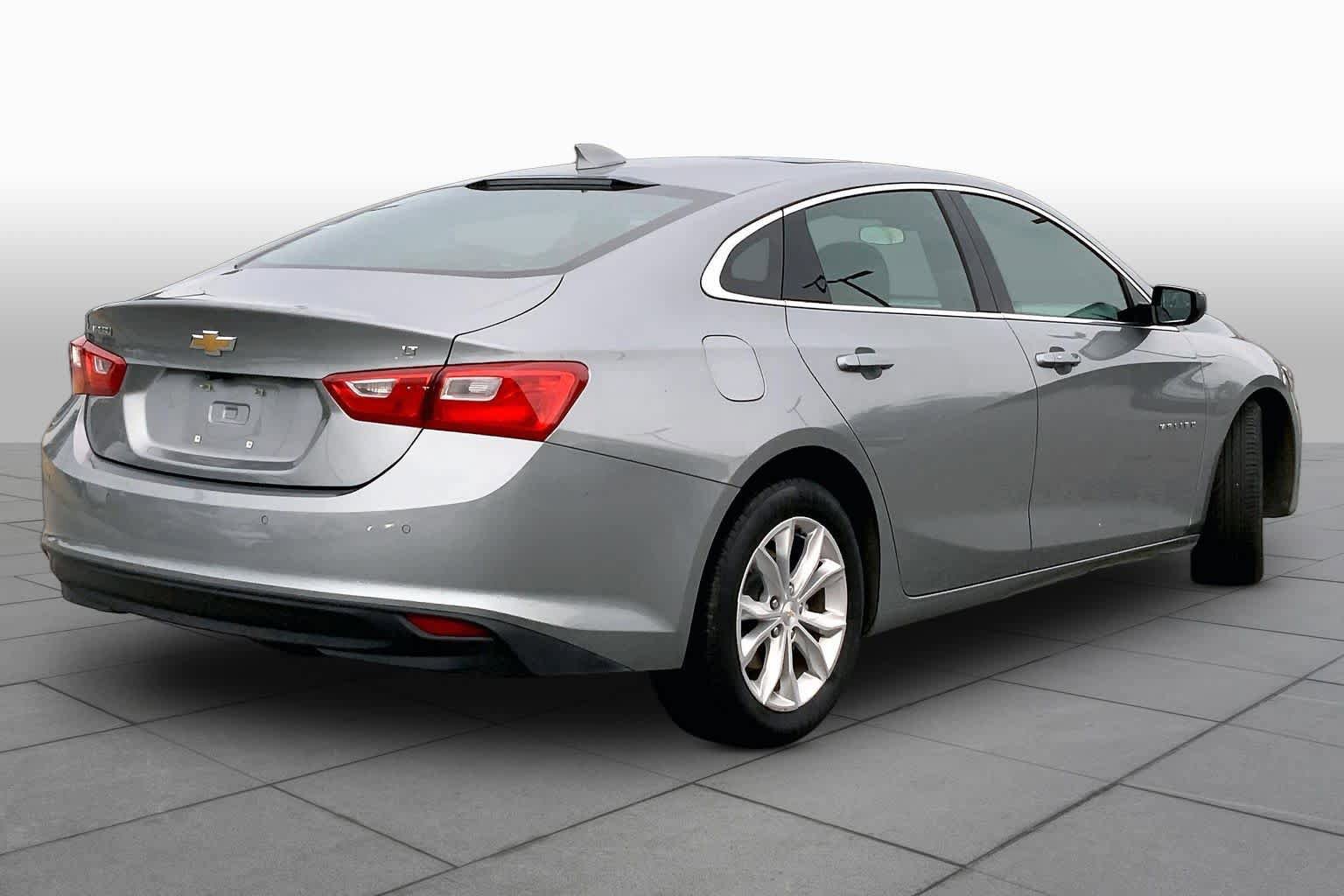 Used 2024 Chevrolet Malibu LT FWD image 13