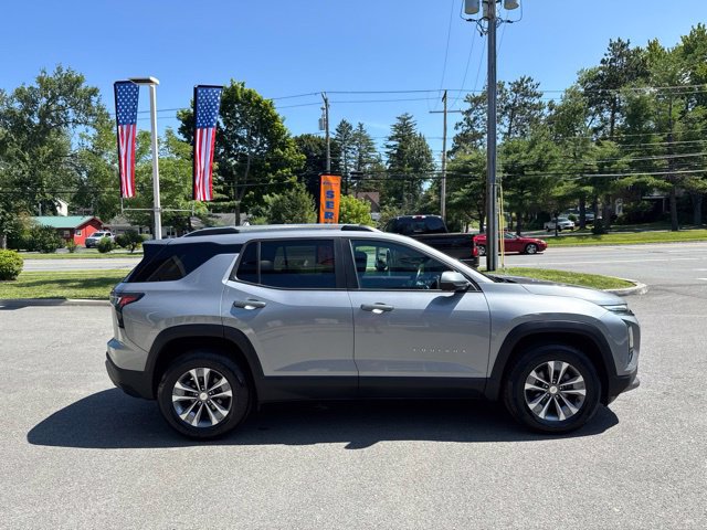 Used 2025 Chevrolet Equinox LT w/ Convenience Package II AWD/4WD image 6