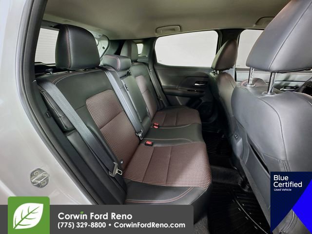 Used 2025 Nissan Kicks SR image 28