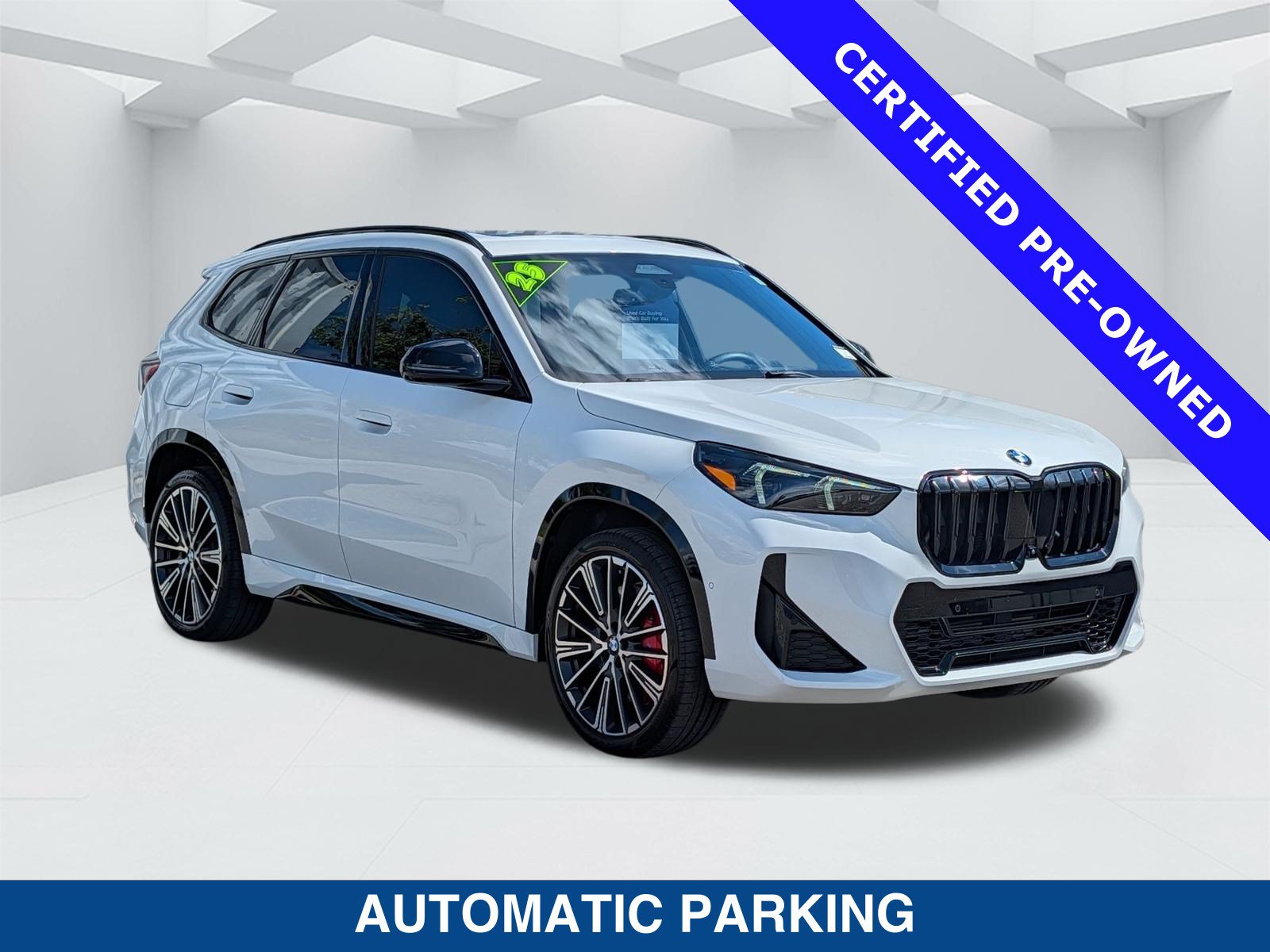 Used 2025 BMW X1 xDrive28i w/ Technology Package AWD/4WD image 3