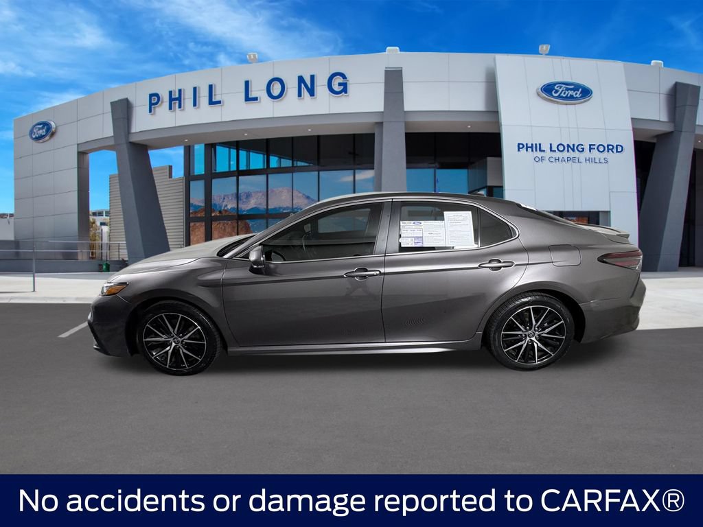 Used 2024 Toyota Camry SE FWD image 2