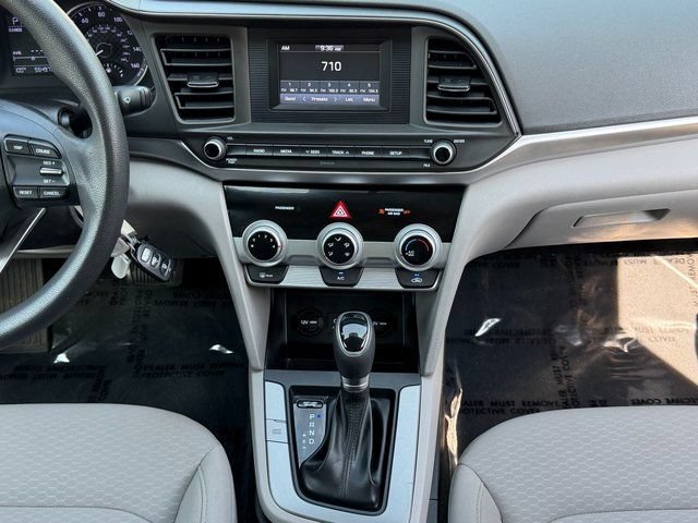 Used 2019 Hyundai Elantra SE w/ Cargo Package FWD image 12